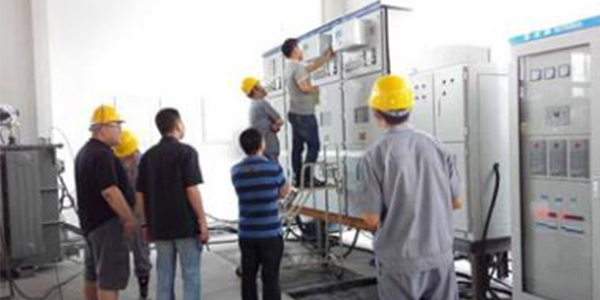 Sistema de control-distribución paralela-control